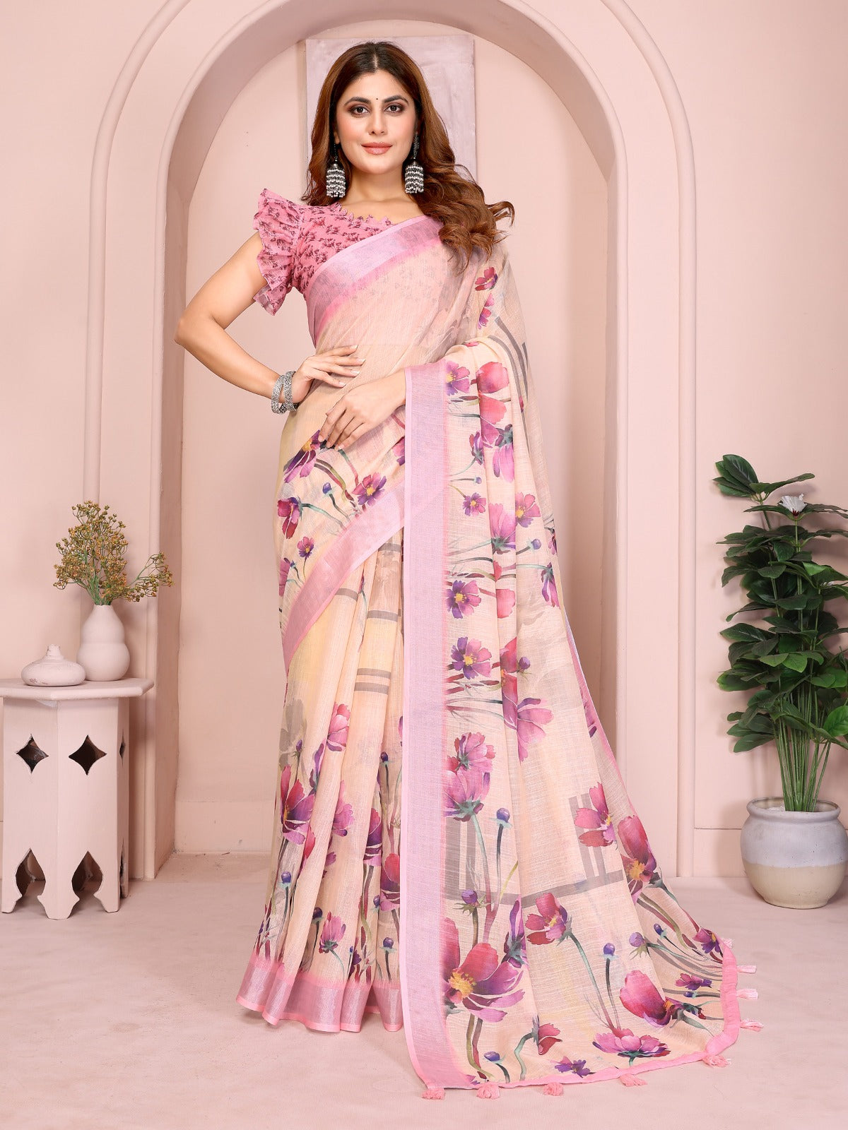 Elegant Linen Cotton Saree with Blooming Floral Design